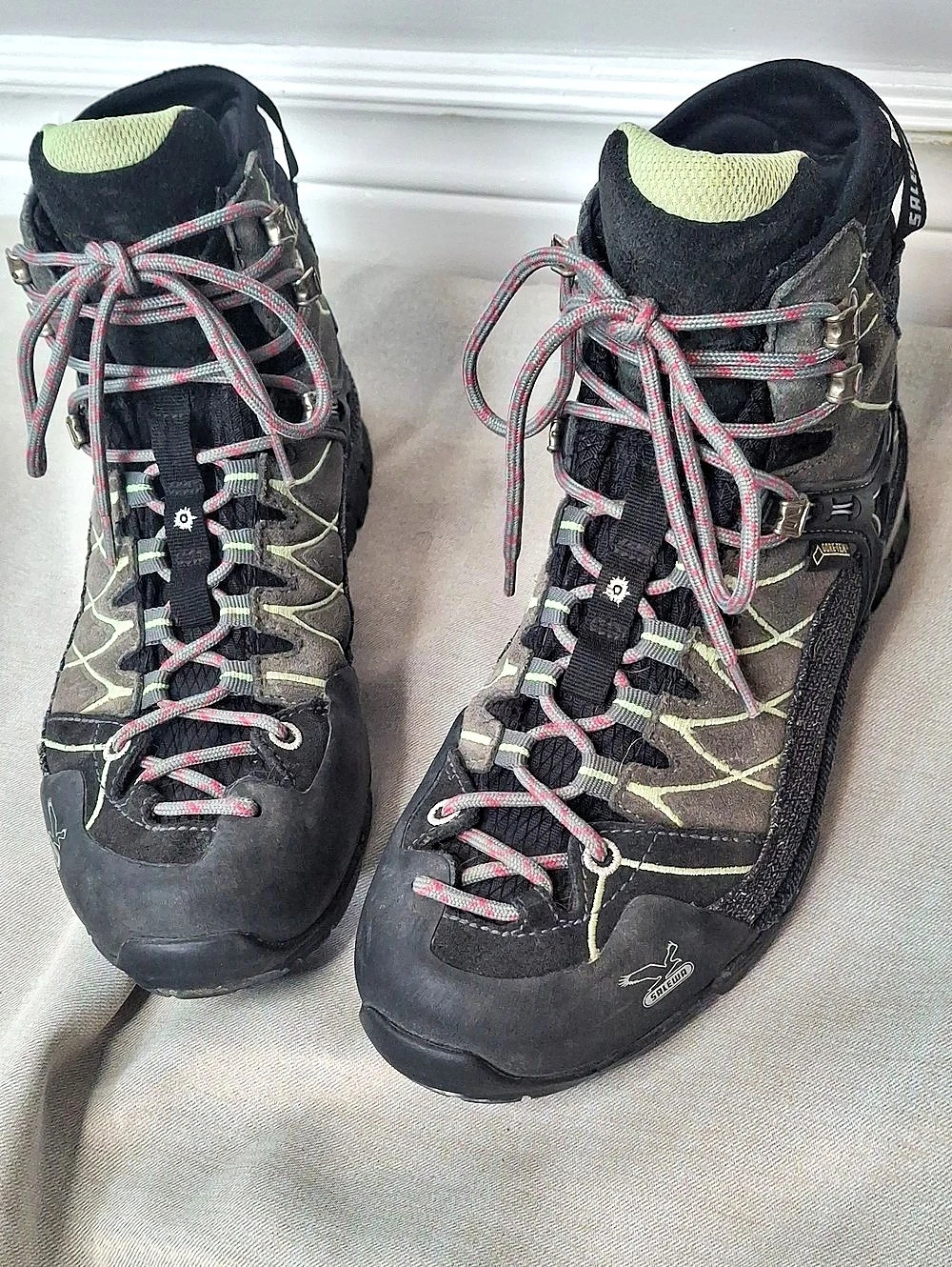 SALEWA Turbina Hiking Boots Black & Green US 8